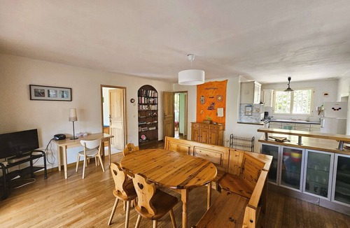 Saint-Mandrier-sur-Mer House | At five min at walk of beach, very nice