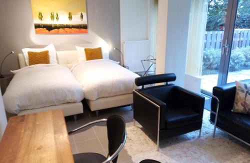 Amsterdam South Bed & Breakfast | At number 6