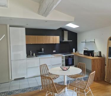 Nimes City Centre Apartment | Atipyc Nimes