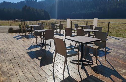 La Cluse-and-Mijoux Hotel | Auberge du château de Joux