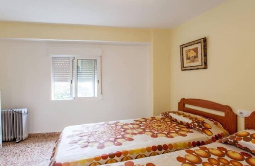 Moncada Ski Chalet | Autumn Sun In Valencia