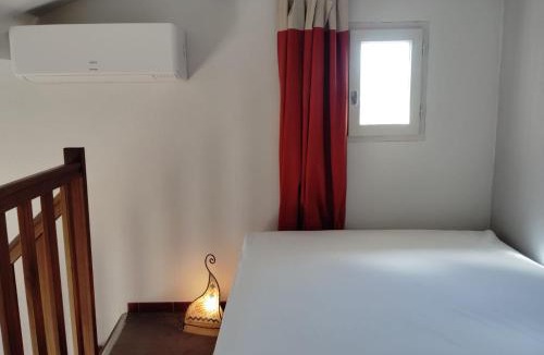 Avignon City Centre Apartment | Avignon intra-muros clim grand studio