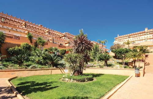 El Faro Apartment | Awesome Apartment In Mijas Costa With 2 Bedrooms, Outdoor Swimming Pool And Wifi