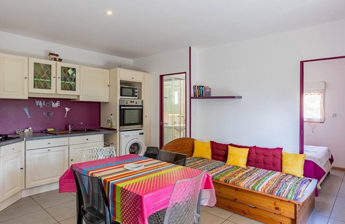 Bedarrides House | Awesome home in Bédarrides