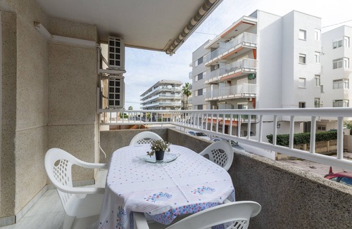 Daimuz House | AZUL - Cosy flat with shared swimming pool and free wifi