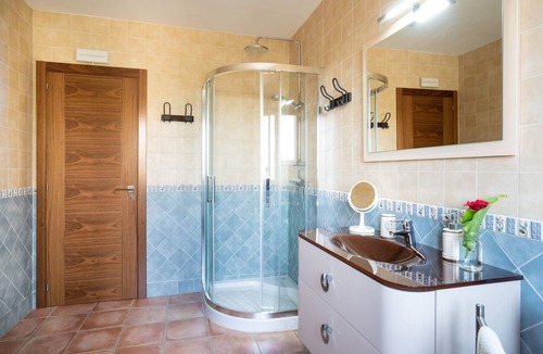 Nambroca Bed & Breakfast | B&B Villa Marín Toledo