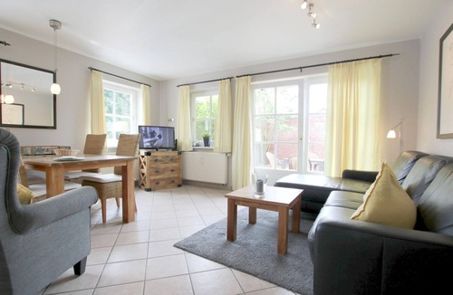 Wyk auf Foehr Apartment | Badestraße 18a, Whg. 4 - vacation apartment with 3 rooms on approx. 60m², in the center of