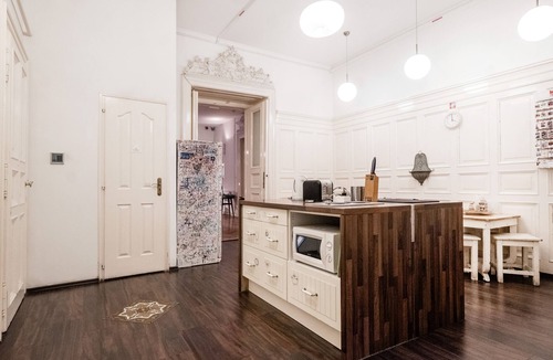 Erzsebetvaros Hostel | Baroque Hostel & Coworking