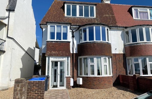 Worthing Apartment | Beach 180: Beachfront Apartment, Sea views & Private Driveway Parking