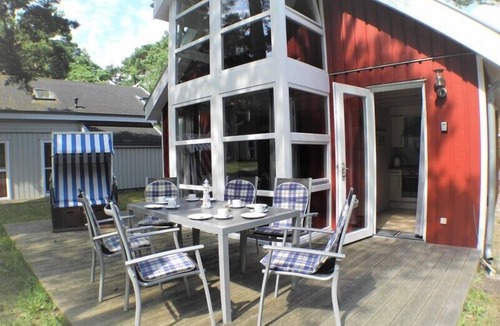 Gohren House | Beach house "Ostseeblick" with sea view, whirlpool, sauna u. Fireplace, beach chair