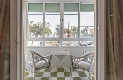 Carretera de Cadiz Apartment | Beachfront 4bedrooms apartment free parking