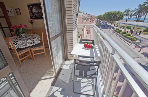 El Palo Apartment | Beachfront Apartment