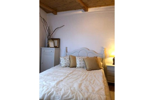 Valdelinares House | Beatriz Valdelinares Apartment