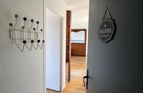 Saint-Charles du Port Apartment | Beau 2 pièces Quartier Brindeau à 10 min à pied des Docks et 20 min de la Gare - Les Appartements Océane