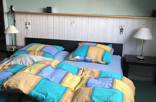 Oberturkheim Condo | Beautiful 3 room apartment, 75 sqm