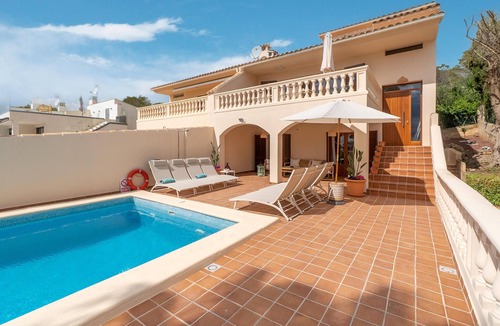Alcanada House | Beautiful home in Aucuanada