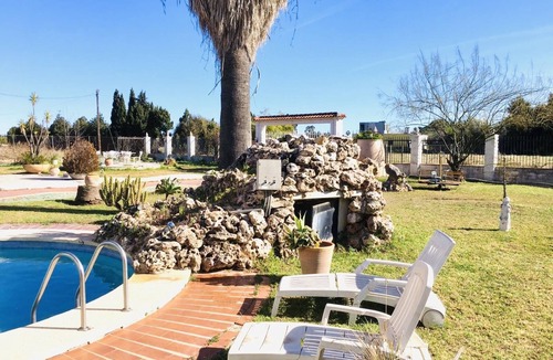 Oliva Villa | Beautiful villa in the middle of the Valencian orchard