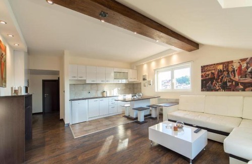 Gan Villa | Beautifull home near the mountains in France