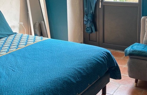 Chandolas Bed & Breakfast | Bed and breakfast at La Stévenère near the river with small garden