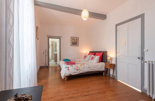 Lagarde Bed & Breakfast | Bed and Breakfast 'Chambre Mathilde Et Sa Suite' with Mountain View, Shared Terrace and Wi-Fi