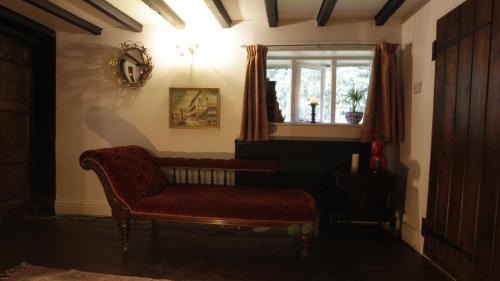 Tatenhill House | Beehive Cottage
