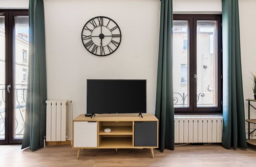 Centre Deux Apartment | Beige Hospitalité - Cléopatre - 3BR bright spacious