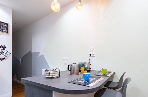 Downtown Le Havre Apartment | Bella vita