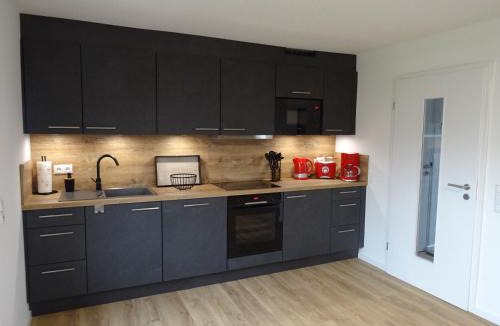 Treia Apartment | "Bi Oddi" - moderne FeWo mit Terrasse und Garten