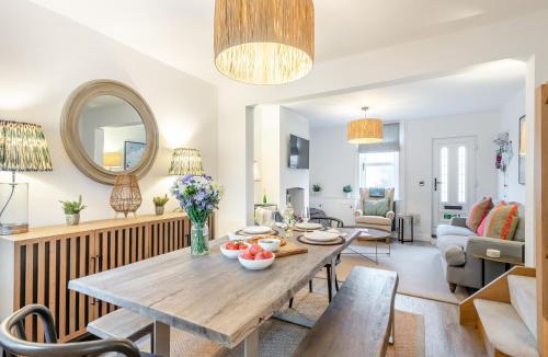 Lowestoft House | Big Skies