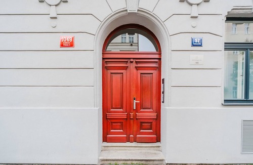 Zizkov Apartment | Blueground | Žižkov, nr University of Economics (PRG-36)