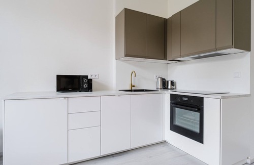 Vrsovice Apartment | Blueground | Prague 10, fully equipped & nr park - PRG23 (PRG-23)