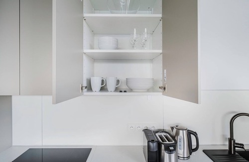 Prague 3 Apartment | Blueground | Prague 3, new build & balcony (PRG-37)
