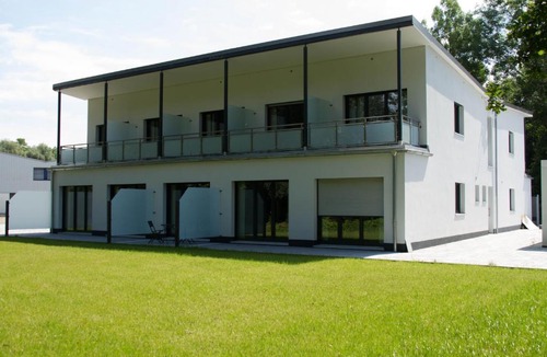 Baar-Ebenhausen Apartment | Boardinghouse-Ebenhausen