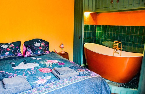 Portengen House | BoHo Experience - Jacuzzi, Sauna, BBQ, Garden, close to Amsterdam - Sleeps 10