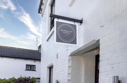 Castle Donington Hotel | Bondgate Hotel - Smart Self Check-in Accomodation