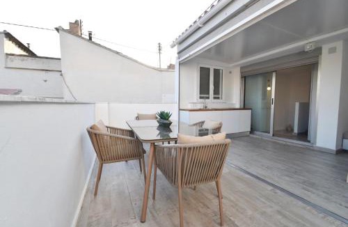 La Seu Apartment | Bonito ático dúplex cerca de las Torres de Serrano