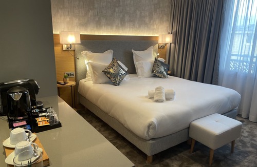 Thiais Hotel | Brit Hotel Paris Orly