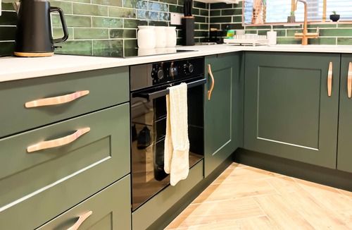 Dursley Cottage | Broadweavers Cottage On Cotswold Way By STAE Homes