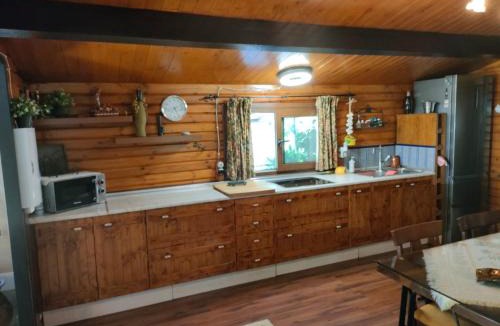 Las Jaras Ski Chalet | CABAÑA DE MADERA JUNTO AL LAGO LAS JARAS
