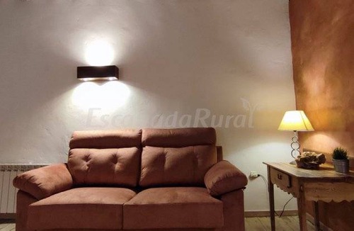 Zafra de Zancara Cottage | Cabin ∙ 9 bedrooms ∙ 3 guests