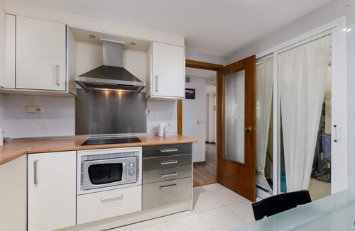 Cala Bona House | CALA BONA CALM & BEACH - Apartment in front of the beach of CALA BONA. Free WiFi