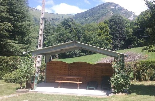 Campan Ski Chalet | Campan - Chalet 4/5 Sleeps to Rent by the Week