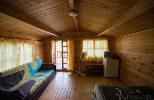 La Puebla de Roda RV Rental | Camping Bungalow Parque Isábena