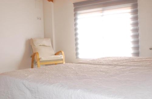 Caudete de las Fuentes Apartment | Casa El Chasquín