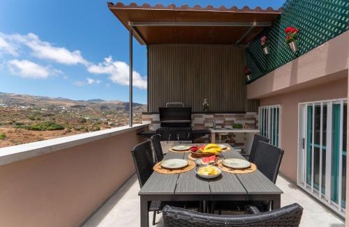 Santa Maria de Guia de Gran Canaria House | Casa Petra