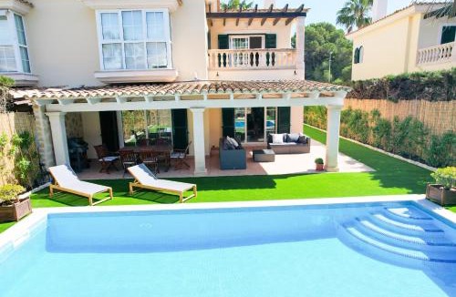 Puig de Ros House | Casa Pinsa - Großzügiges mediterran-stilvolles Ferienhaus mit eigenem Pool in Puig de Ros