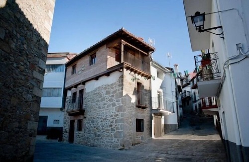 Casas del Monte Cottage | 🌿 Casa Rural Arbequina: Your perfect getaway into nature, and rural charm 🏡
