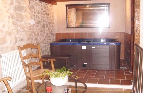 Cabanas de Polendos House | Casa Rural con Jacuzzi Taberna del Tio Pedro