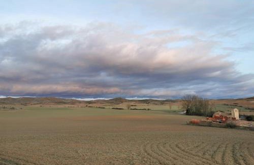 Coscurita House | CASA RURAL, con Jacuzzi, Chimenea, BBQ, Bar y mucho mas