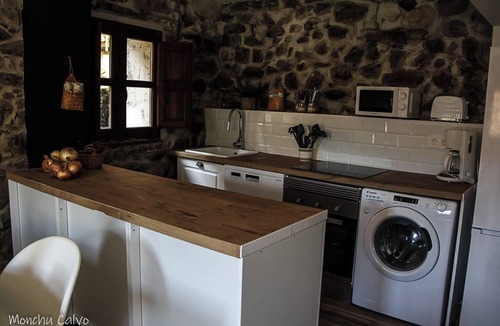 Villamorey Cottage | Casa Rural con Vistas a la Montaña en Asturias, Parque de Redes